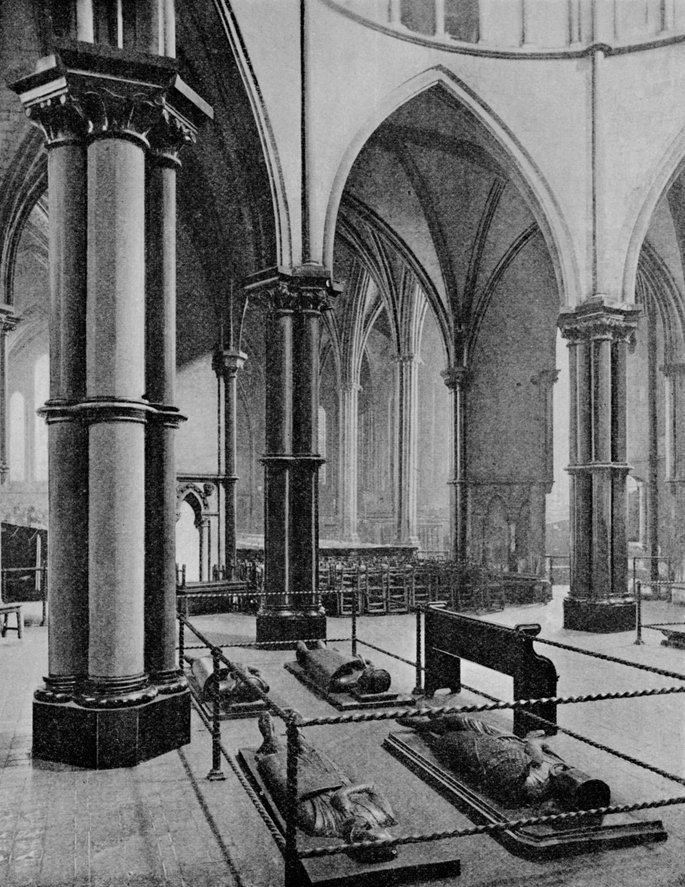 Wnętrze kościoła Temple, City of London, c1905 1906 autorstwa Photochrom Co Ltd of London