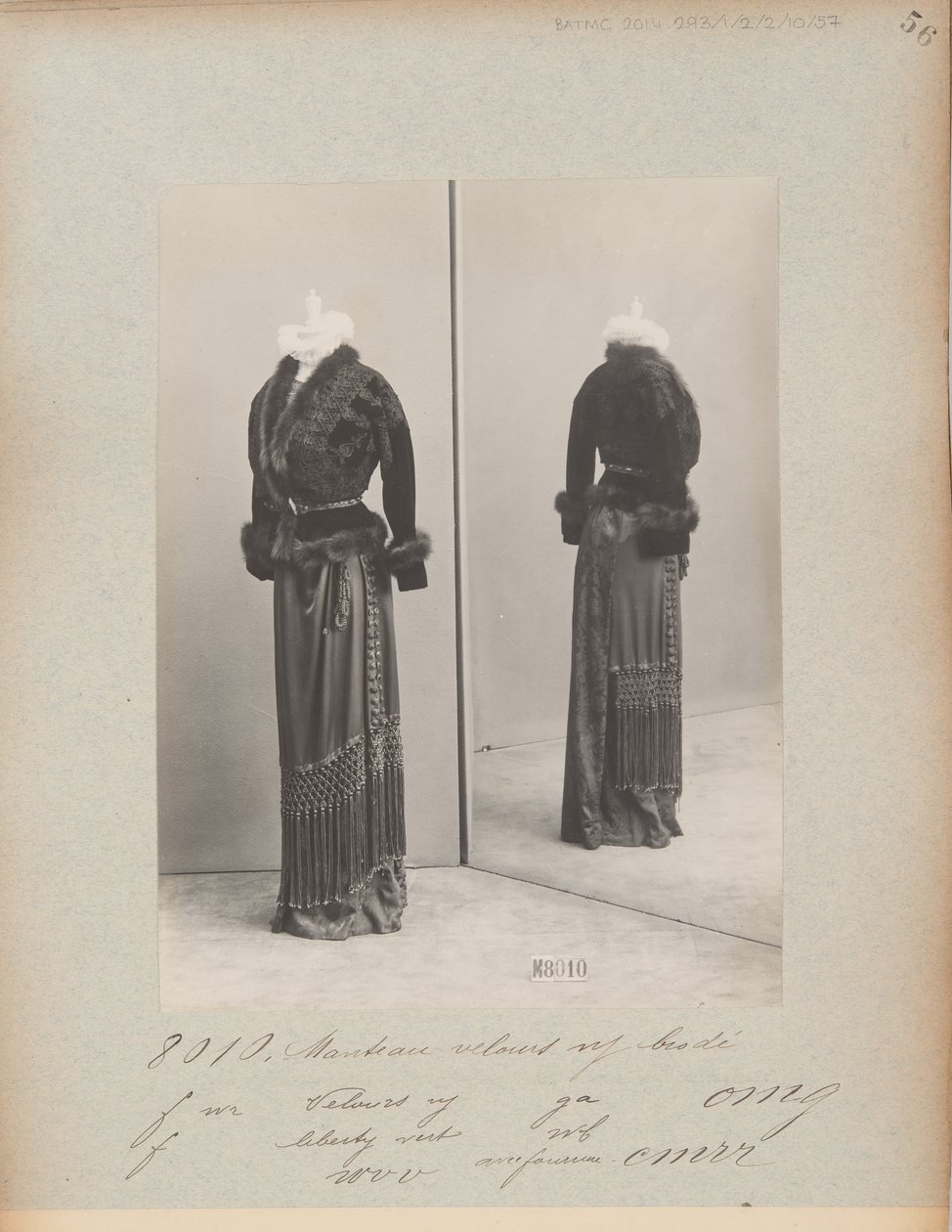 Strona albumu: House of Worth, Jacket autorstwa Photographer French