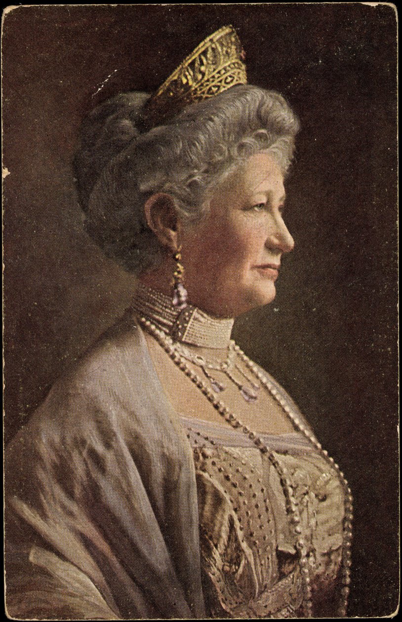 Cesarzowa Augusta Wiktoria, portret, korona, biżuteria (zdjęcie czarno-białe) autorstwa Photographer German