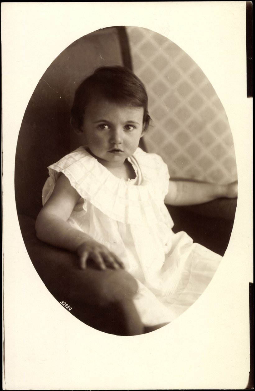 Passepartout Ak Księżniczka Hilda z Bawarii jako mała dziewczynka (zdjęcie czarno-białe) autorstwa Photographer German