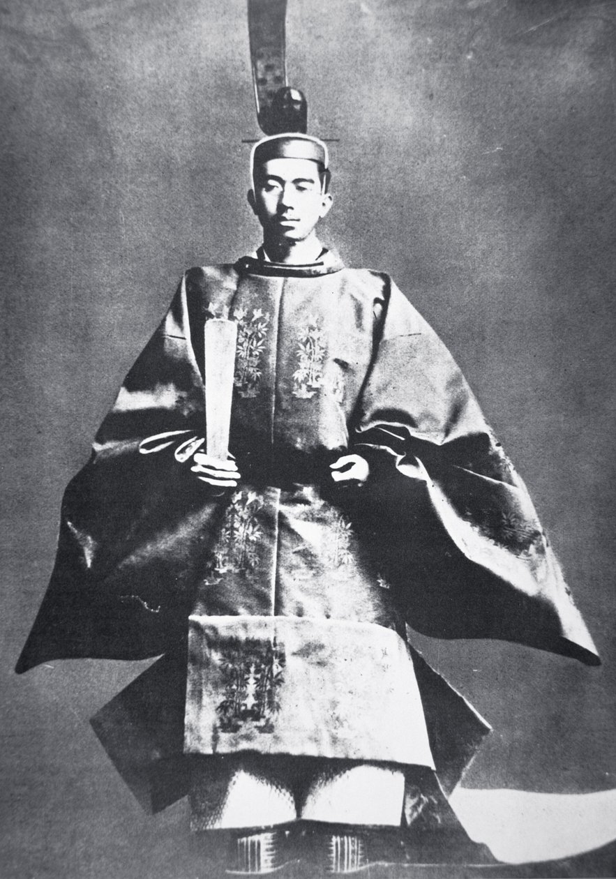 Hirohito, cesarz Japonii podczas swojej intronizacji autorstwa Photographer Japanese