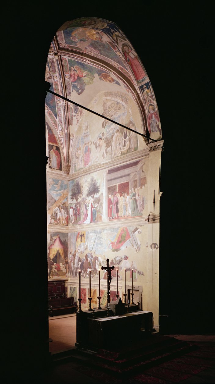 Apsyda z cyklem Legenda o prawdziwym krzyżu, ukończona 1464 autorstwa Piero della Francesca