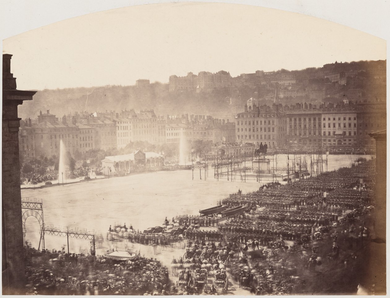 Zbiórka wojsk dla Napoleona III, Place Bellecour de Lyon, 1860 (zdjęcie) autorstwa Pierre Ambroise Richebourg