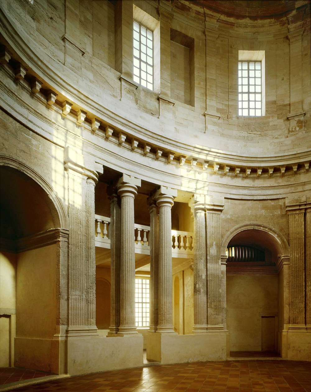 Kościół La Vieille Charite, klasztor w Marsylii, Francja. Architektura barokowa autorstwa Pierre