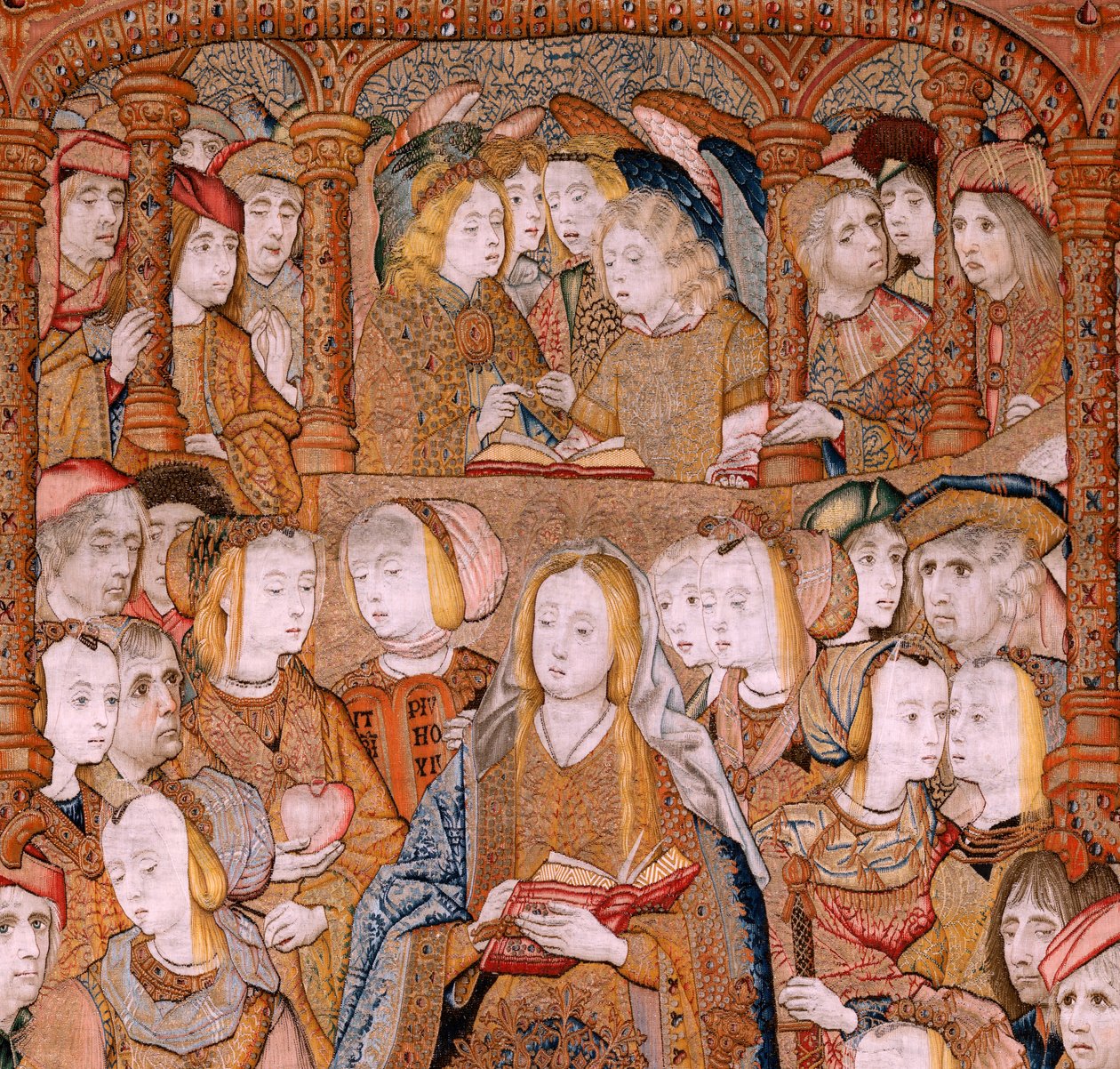 Flamandzki gobelin. Seria Triumfy Matki lub Paños de Oro. Zwiastowanie (La Anunciación). Drugi gobelin w serii. Model Colin de Cooter (?). Wytwórnia Pieter van Aelst (lub van Edingen), Bruksela. Około 1500-1502. Tkanina Złoto, srebro, jedwab i wo autorstwa Pieter Coecke van Aelst