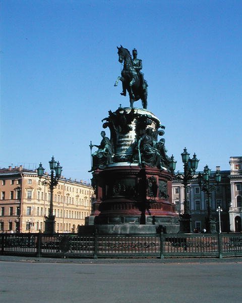 Pomnik konny cara Mikołaja I (1796-1855) 1856-59 autorstwa Piotr Klodt
