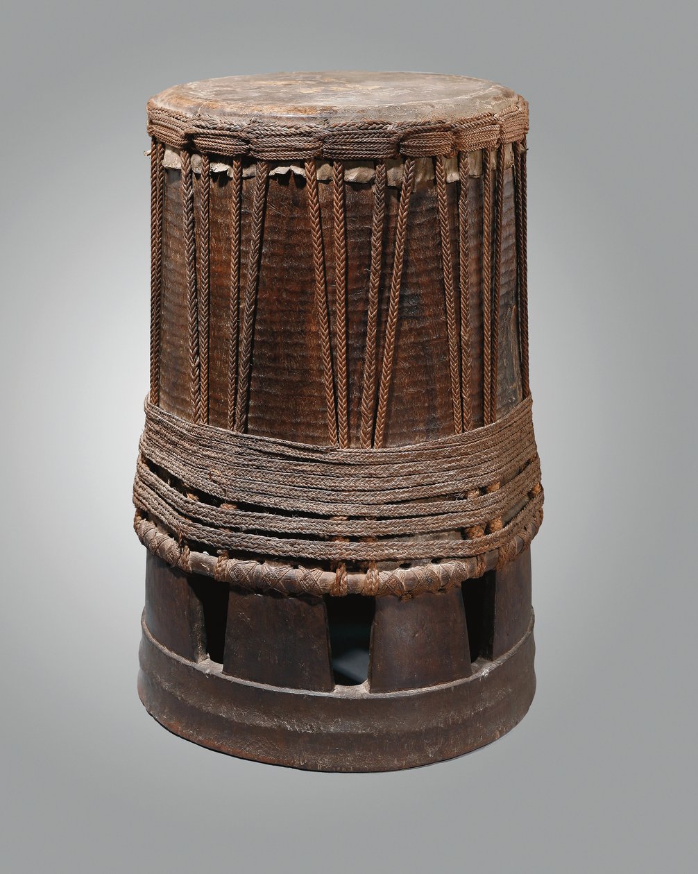 Tambour, Pahu, z Markizów (drewno i sznur) autorstwa Polynesian Polynesian