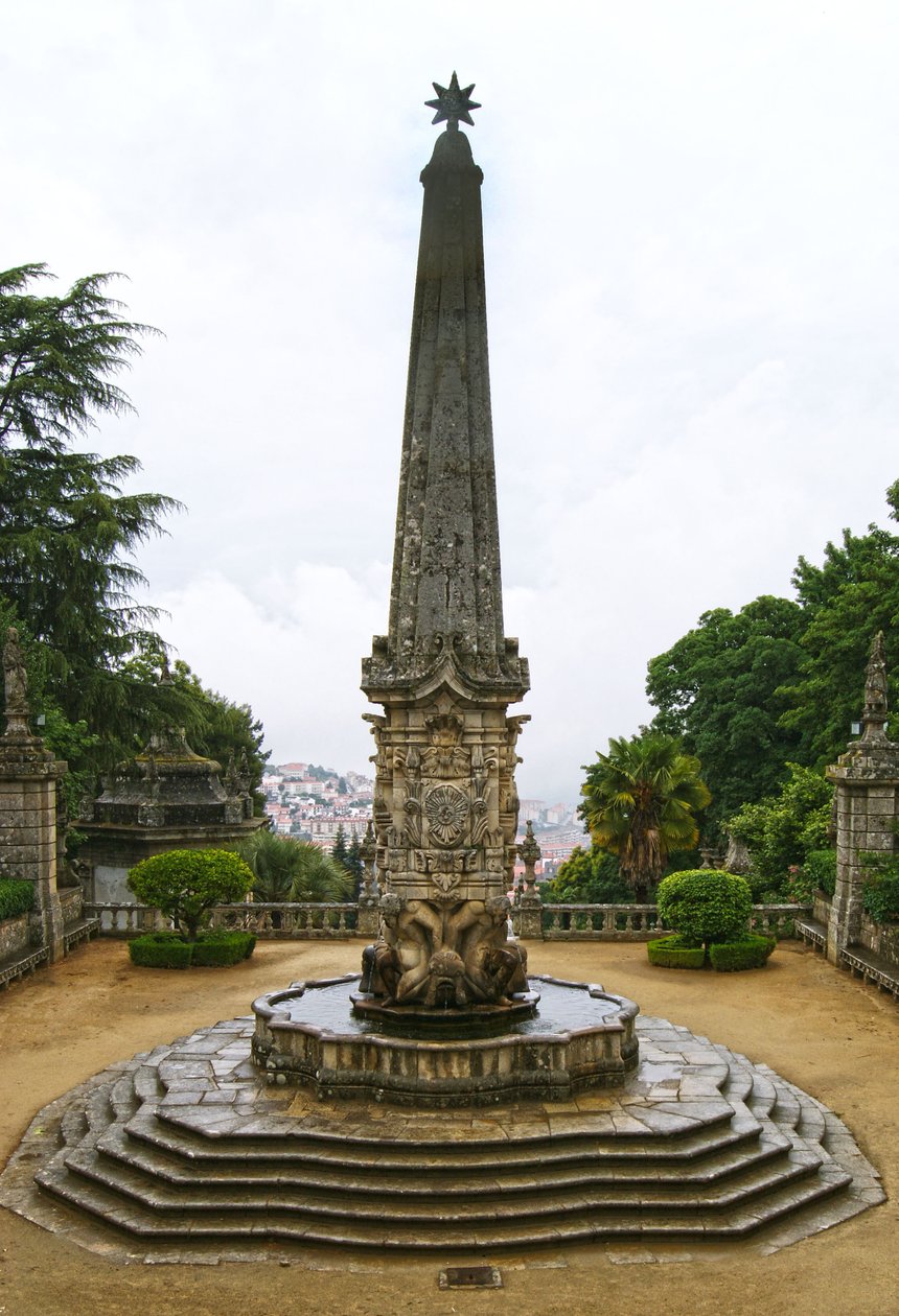 Sanktuarium obelisku Nossa Senhora dos Remedios, Lamego, Portugalia. 1738 (granit) autorstwa Portuguese School