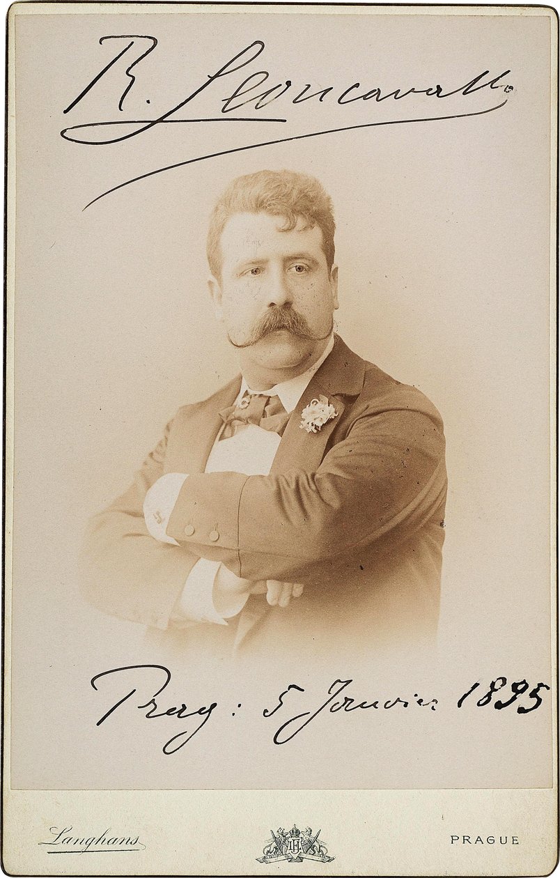 Ruggiero Leoncavallo 1858-1919, 1895. autorstwa Prague . Photo studio Jan F.
