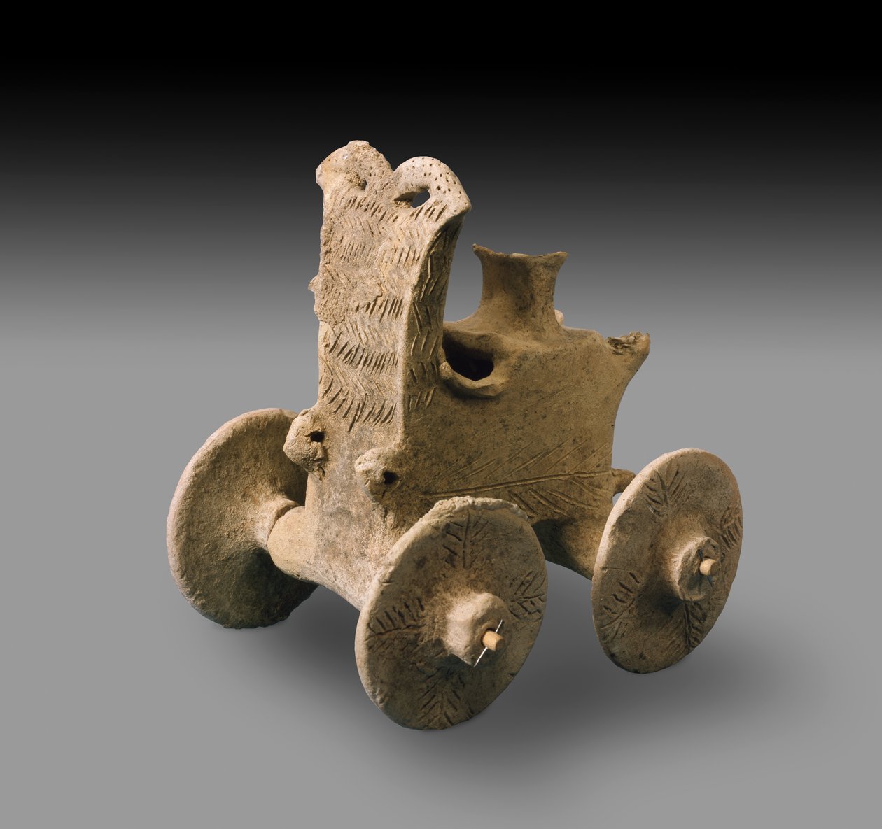 Prehistoryczny model Rydwanu (wypalana glina) autorstwa Prehistoric