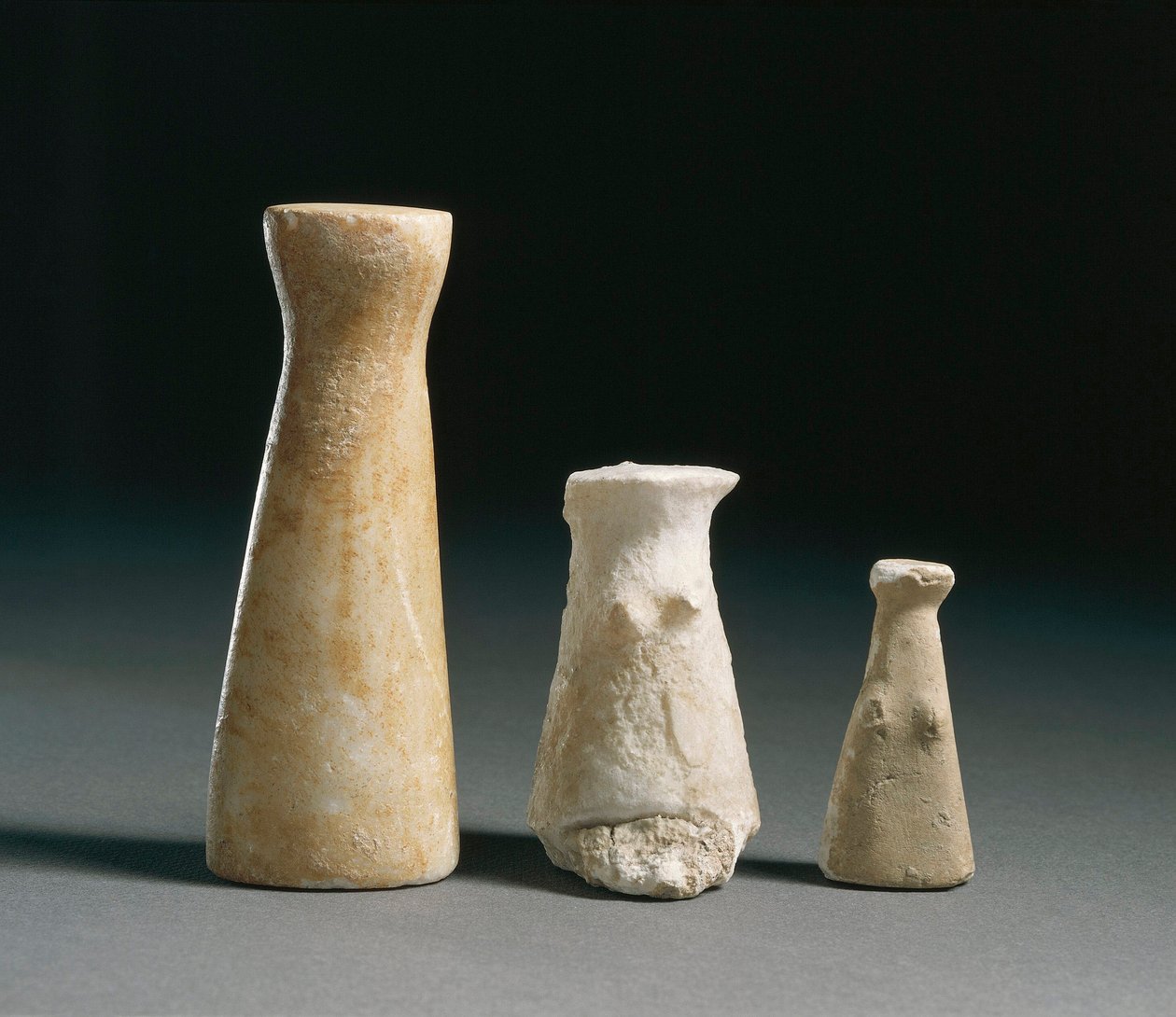 Prehistoria: żeńskie idolki z Los Millares (Almeria). Hiszpania Madryt, Narodowe Muzeum Archeologiczne autorstwa Prehistoric Prehistoric