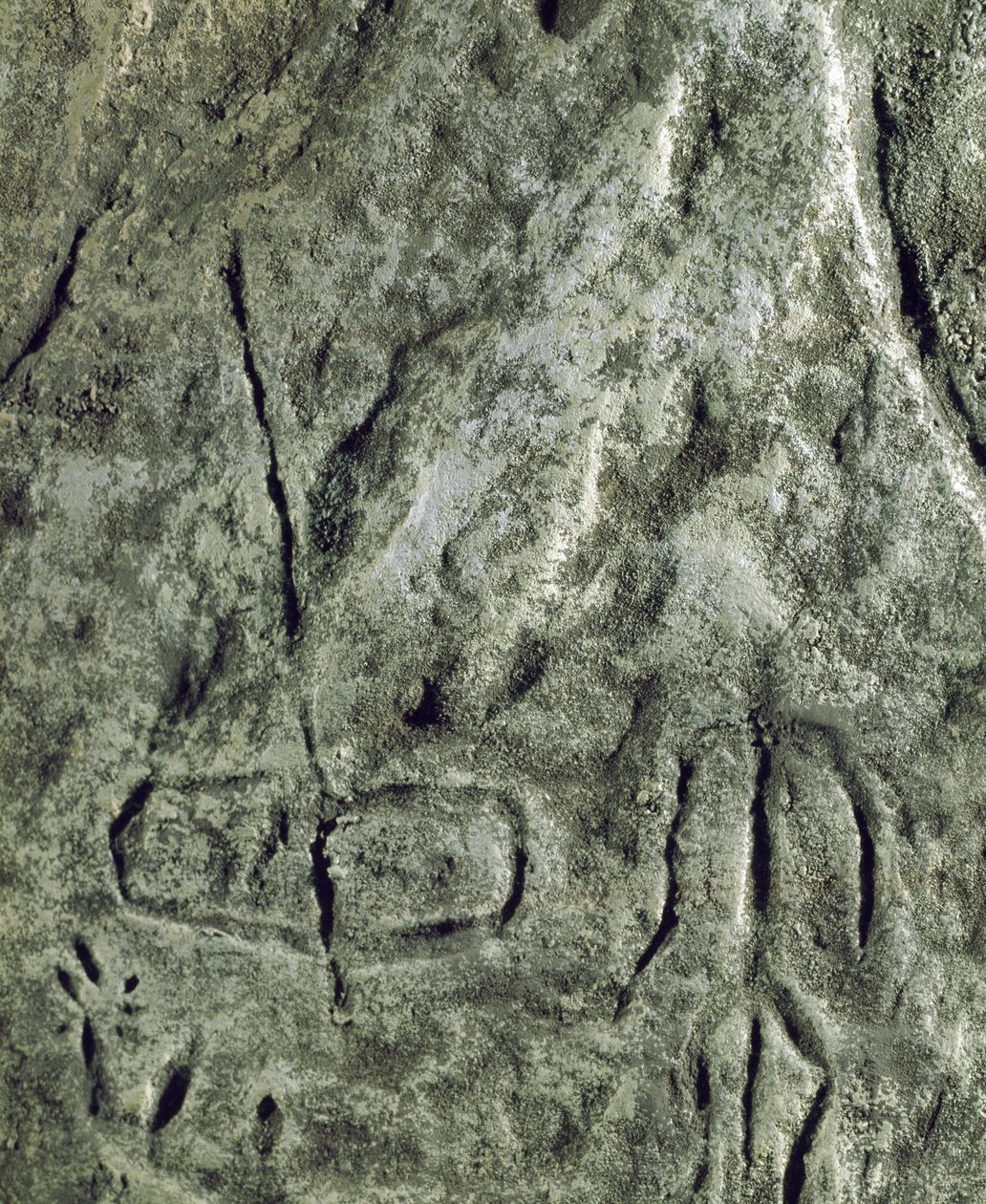 Prehistoria, sztuka naskalna: petroglif (graffiti na kamieniu) przedstawiający łódź i postać ludzką. neolit, epoka kamienia. (Azerbejdżan) Epoka brązu. Baku, Państwowe Muzeum Historii Religii Azerbejdżanu autorstwa Prehistoric Prehistoric