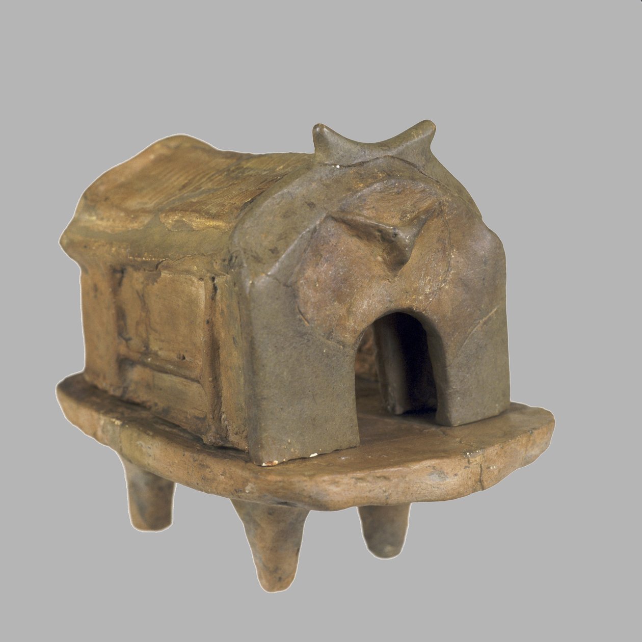 Model świątyni, 3800-3600 pne autorstwa Prehistoric Russian Culture
