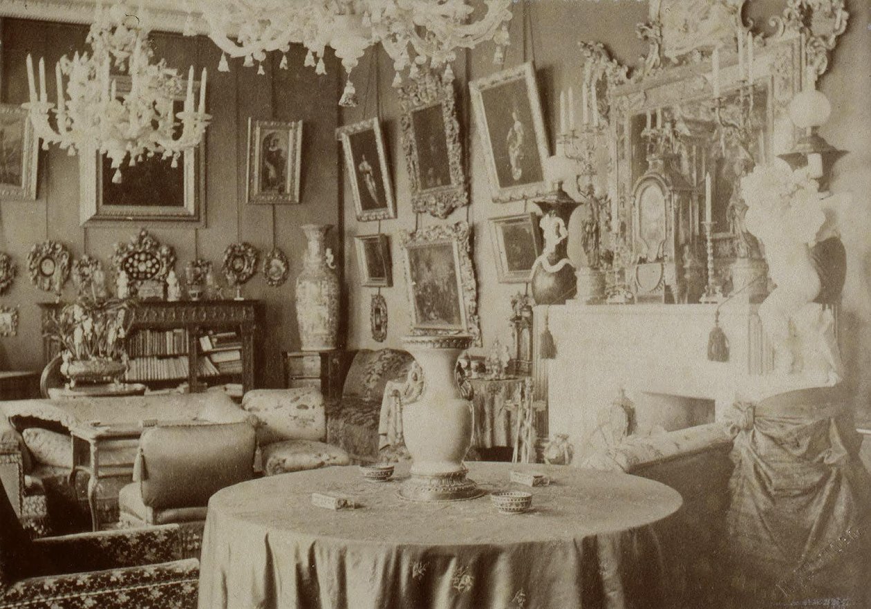 Salon w daczy Piotra Durnowa w Petersburgu, lata 80. XIX wieku autorstwa Pyotr Pavlovich Durnovo