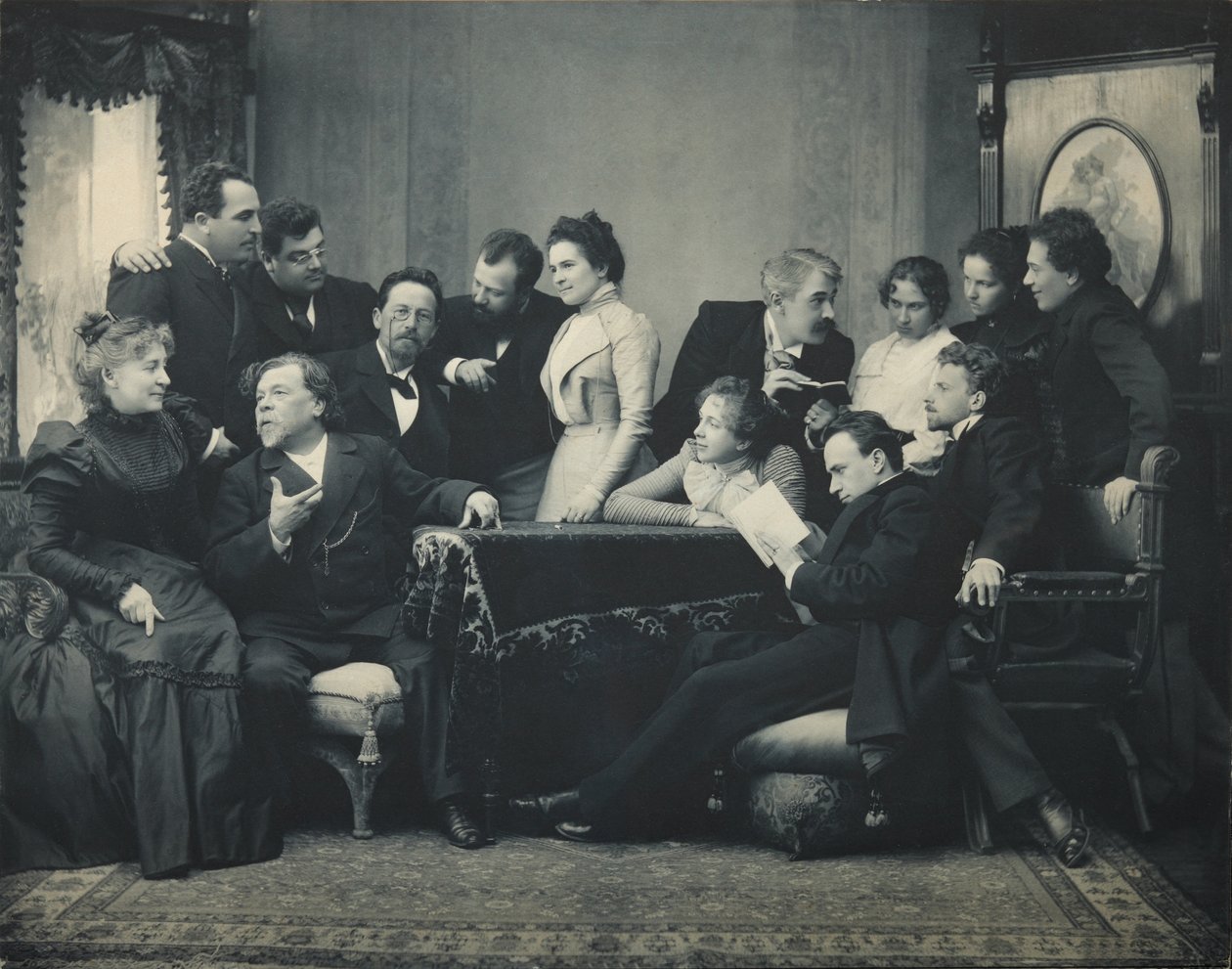 Anton Czechow między aktorami sztuki Mewa, 1899 autorstwa Pyotr Petrovich Pavlov