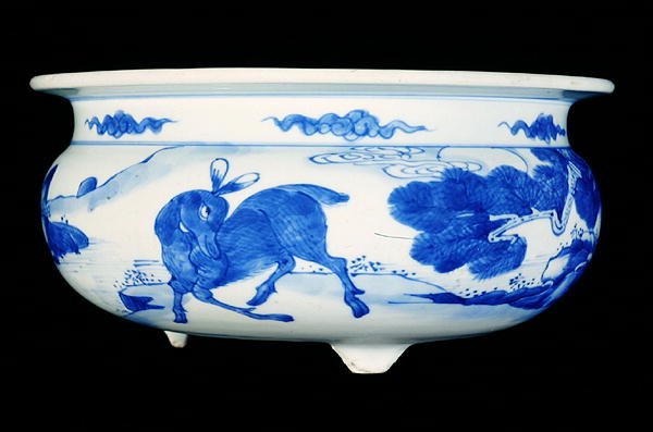 Kadzielnica malowana pod glazurą na niebiesko z jeleniem w krajobrazie, okres Kangxi (1662-1722) (porcelana) autorstwa Qing Dynasty Chinese School