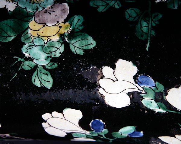 Duża Famille Noire Yen Yen Vase, okres Kangxi (1662-1722) (porcelana) (detal z 272191) autorstwa Qing Dynasty Chinese School