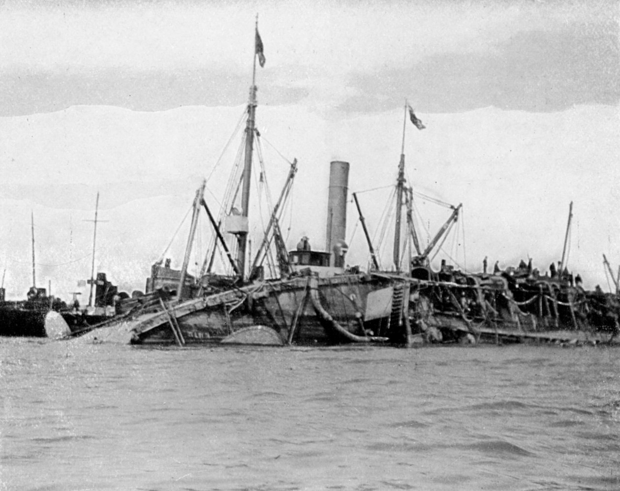 Powstanie HMS Gladiator, 1908. autorstwa Queen Alexandra
