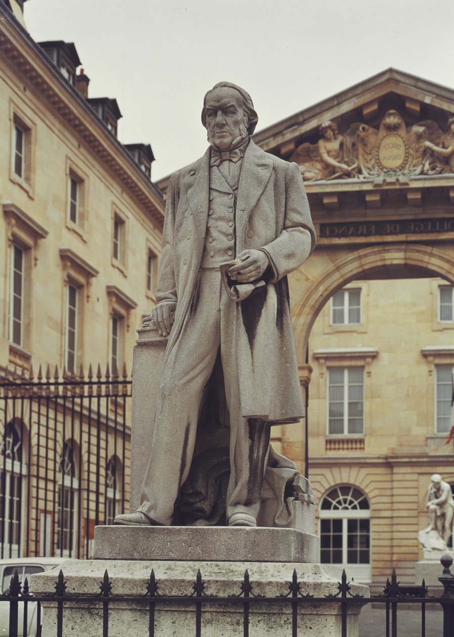 Posąg Claude Bernard (1813-78) przed College de France autorstwa R. Coudegues