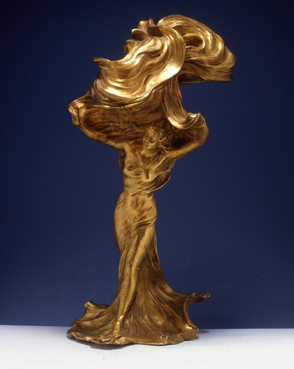 Loie Fuller, ok.1900 autorstwa Raoul Francois Larche