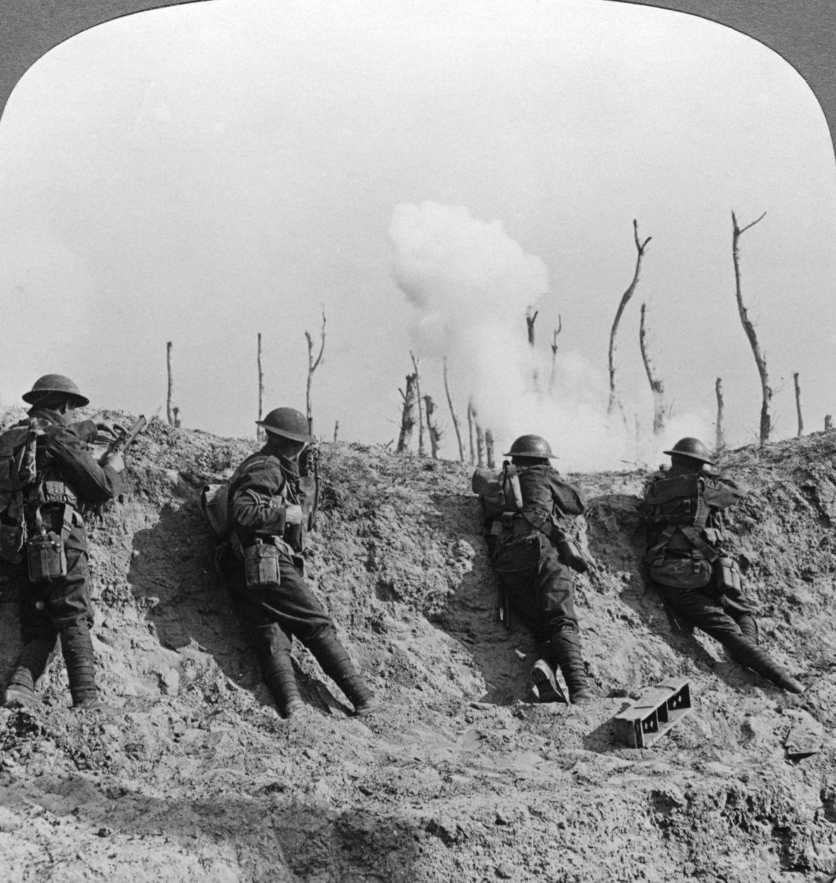 Scena bitwy, Passchendaele, Belgia, I wojna światowa, 1914-1918. autorstwa Realistic Travels Publishers