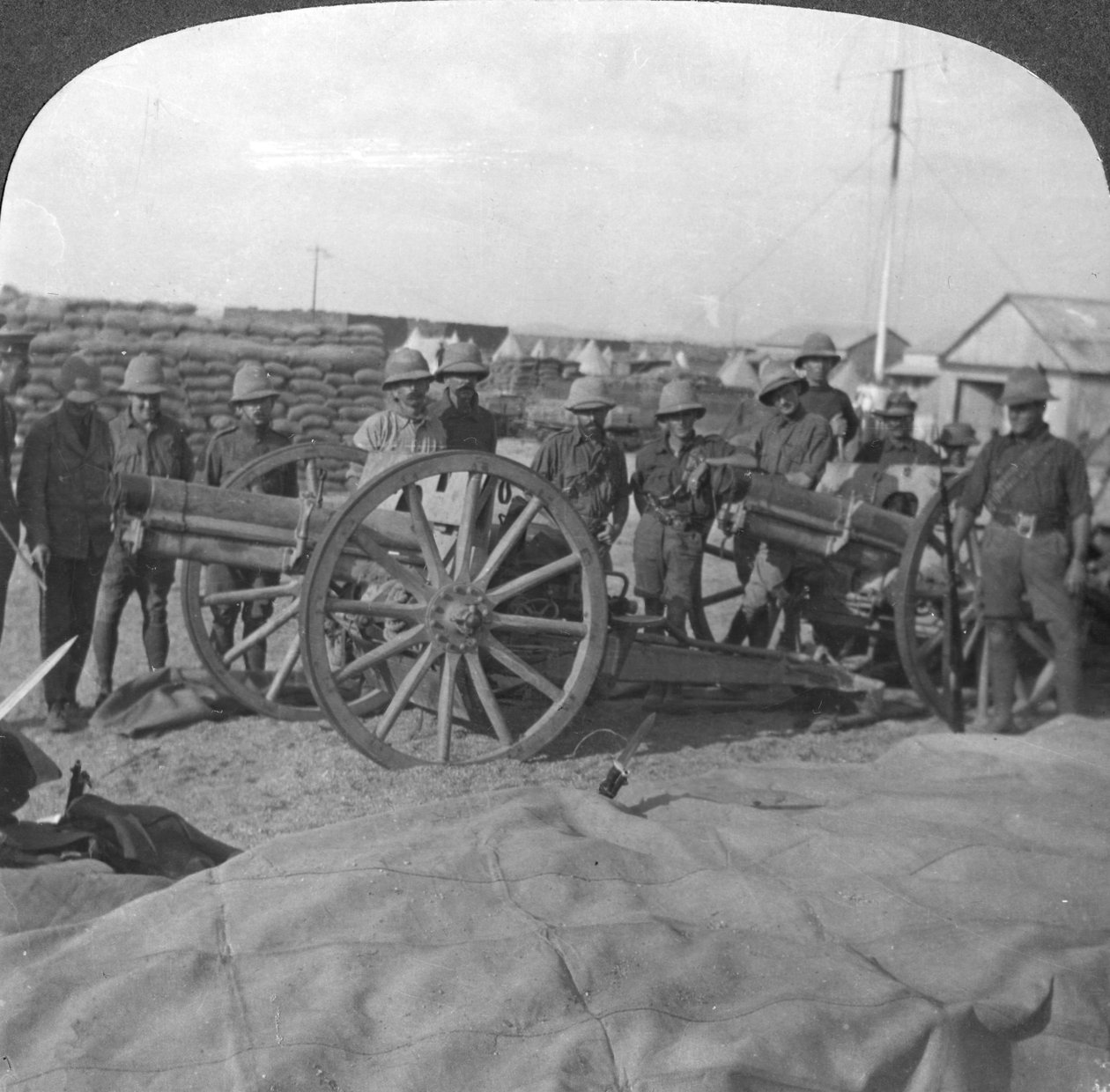 Łupy wojenne, broń i zapasy zdobyte na Turkach, Palestyna, I wojna światowa, c1914-c1918 autorstwa Realistic Travels Publishers