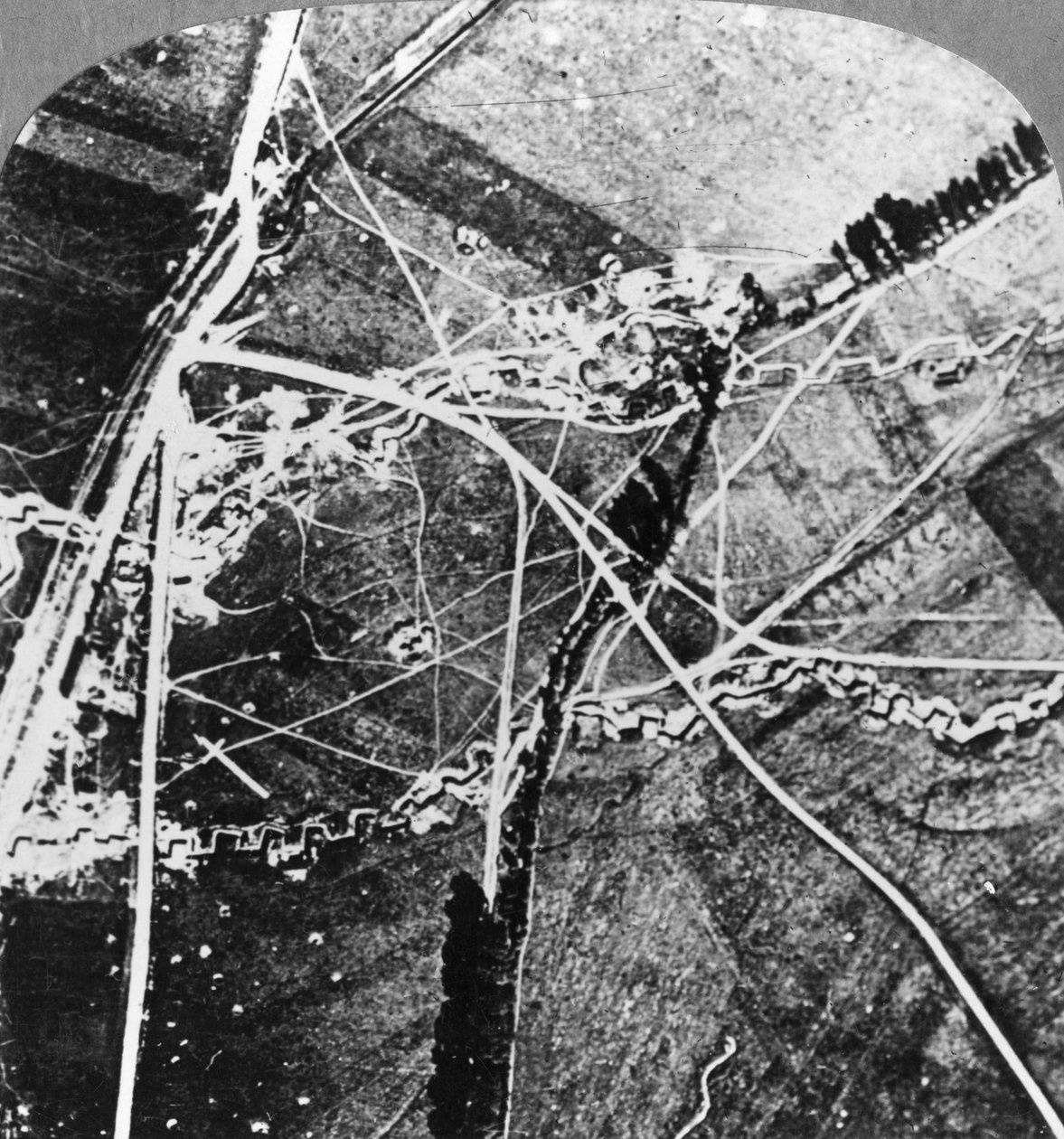 Linia Hindenburga od 8000 stóp, Francja, I wojna światowa, c1916-c1918 autorstwa Realistic Travels Publishers