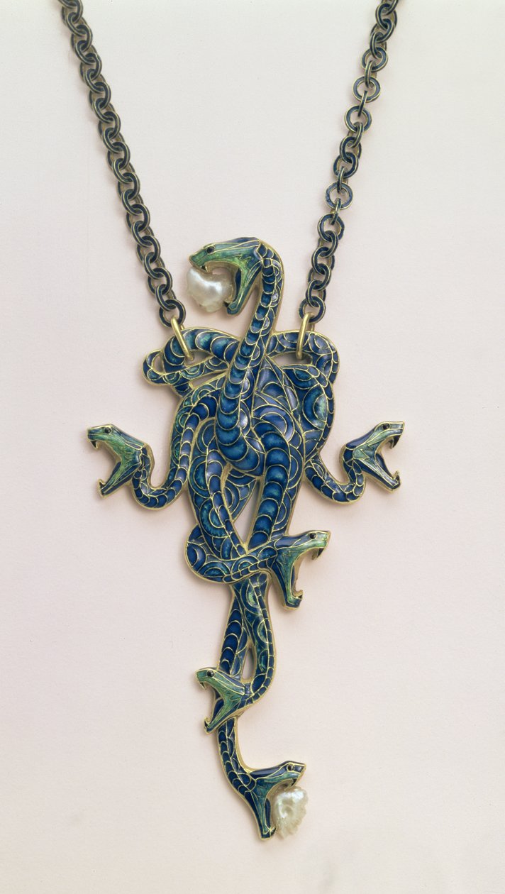 Wisiorek zwinięty wąż z łańcuszkiem, Rene Jules Lalique (1860-1945), Paryż, 1898-99 (złoto, perły i emalia champleve) autorstwa Rene Jules Lalique