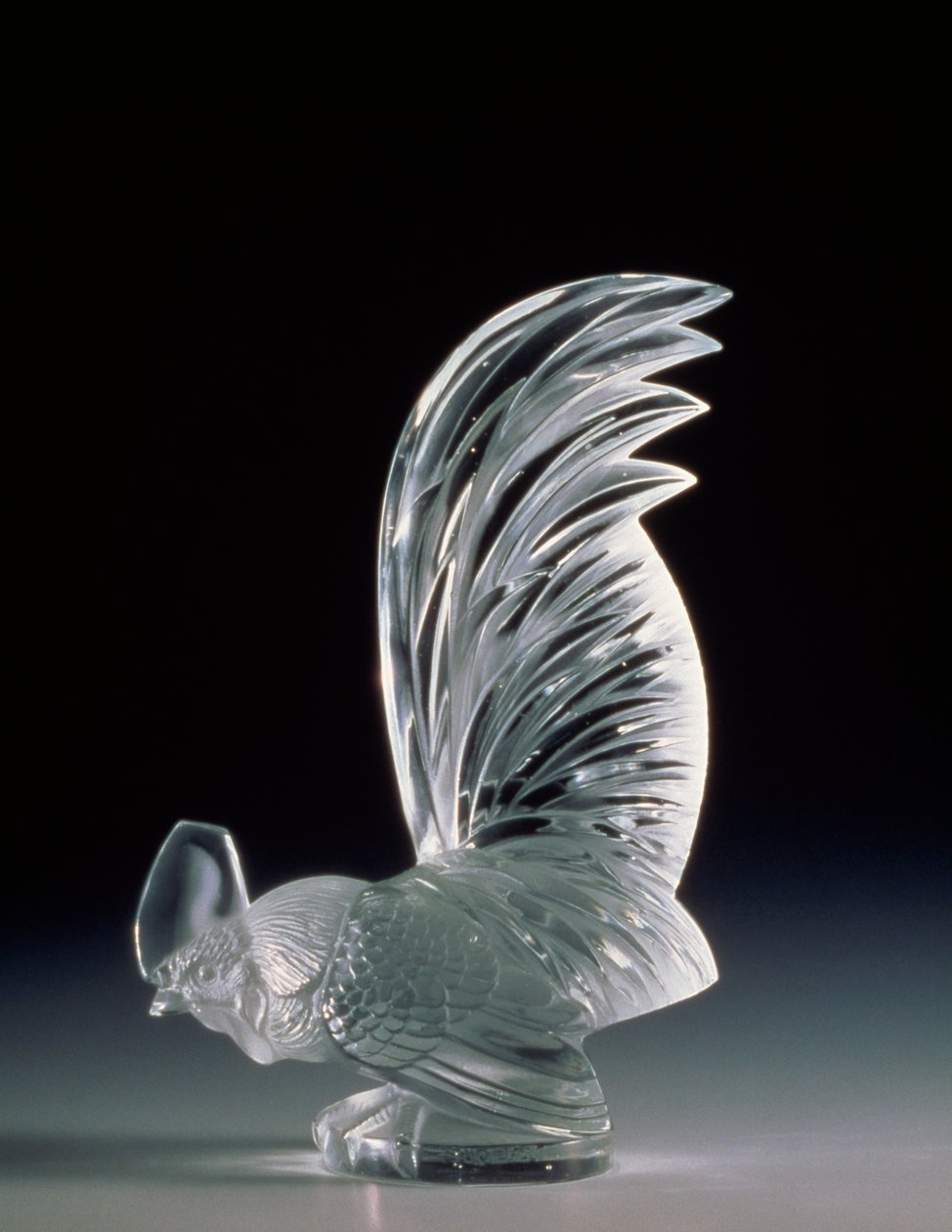 Korek chłodnicy Coq Nain (mały bantam) autorstwa Rene Jules Lalique