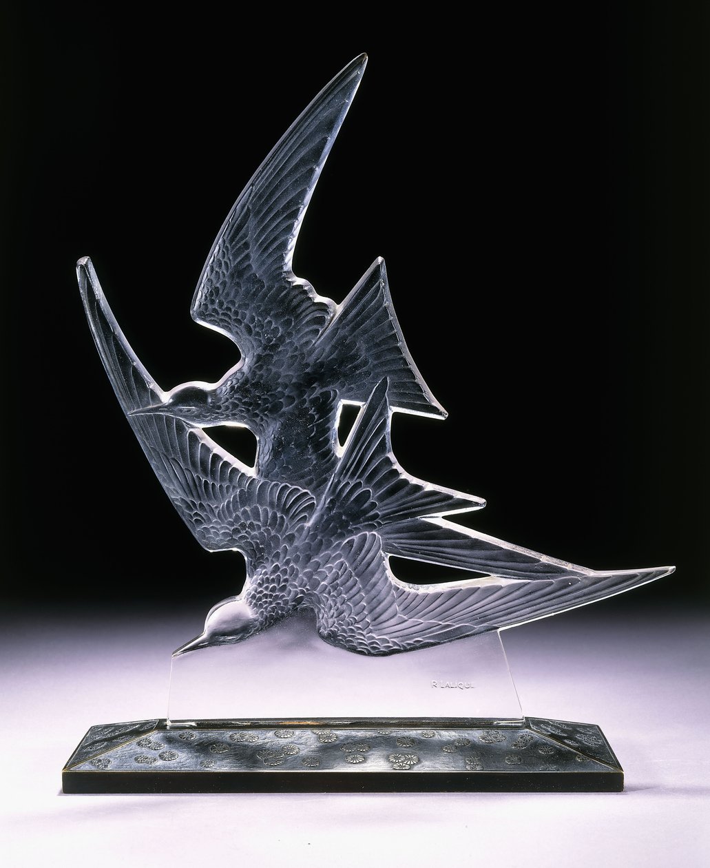 Jaskółki nr 1107 autorstwa Rene Jules Lalique
