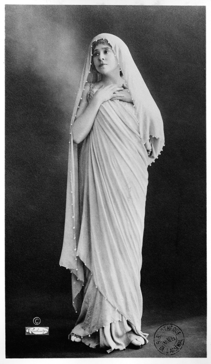 Julia Bartet (1854-1941) w „Antygonie” Sofoklesa autorstwa Reutlinger Studio