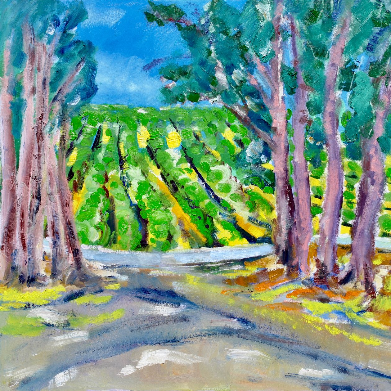 Winnica za drzewami, 2019 autorstwa Richard Fox
