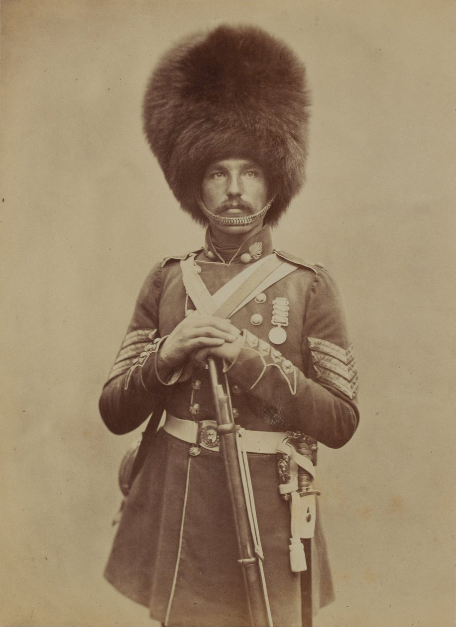 Sierżant William Powell, Grenadier Guards autorstwa Robert Howlett