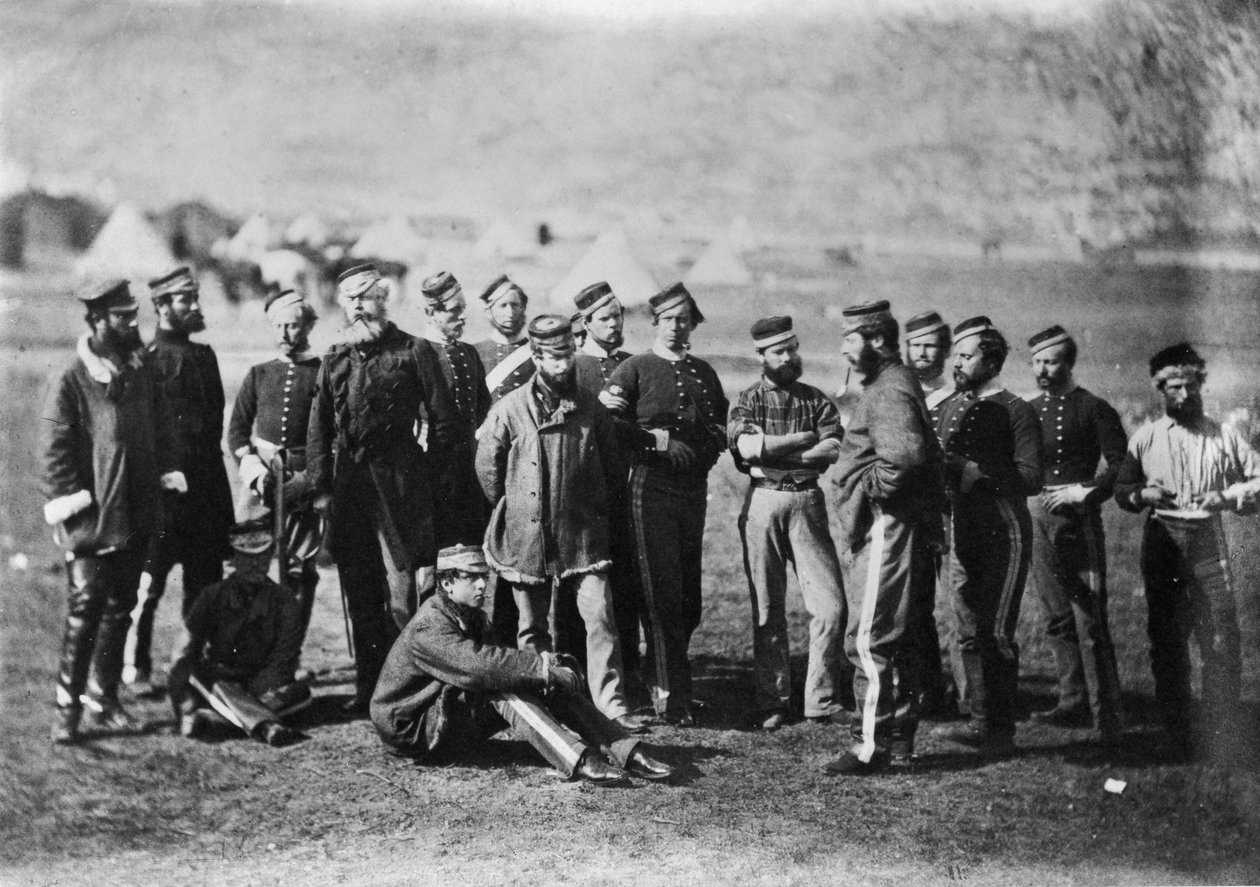 Ocaleni z 13. pułku lekkich dragonów po bitwie pod Bałakławą, 1854, 1855 autorstwa Roger Fenton