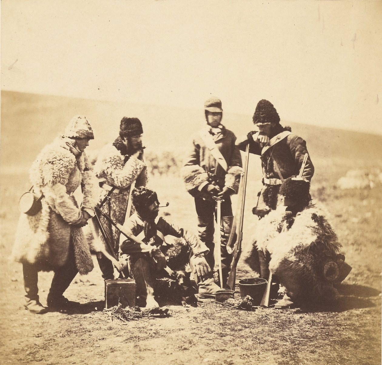 Kpt. Pechell i ludzie z 77. pułku - strój zimowy. autorstwa Roger Fenton