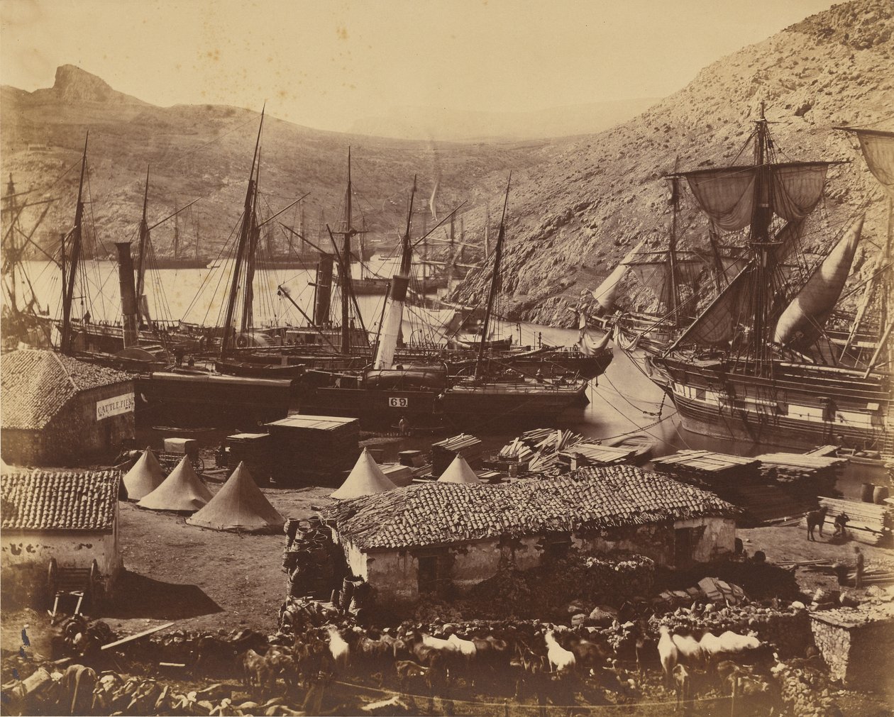 Zatoka Kozacka, Bałakława autorstwa Roger Fenton