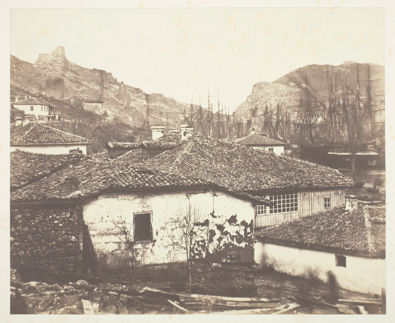 Domki w Bałakławie autorstwa Roger Fenton