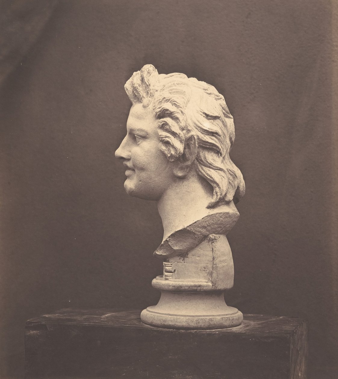 Śmiejący się Satyr, 1854-58. autorstwa Roger Fenton