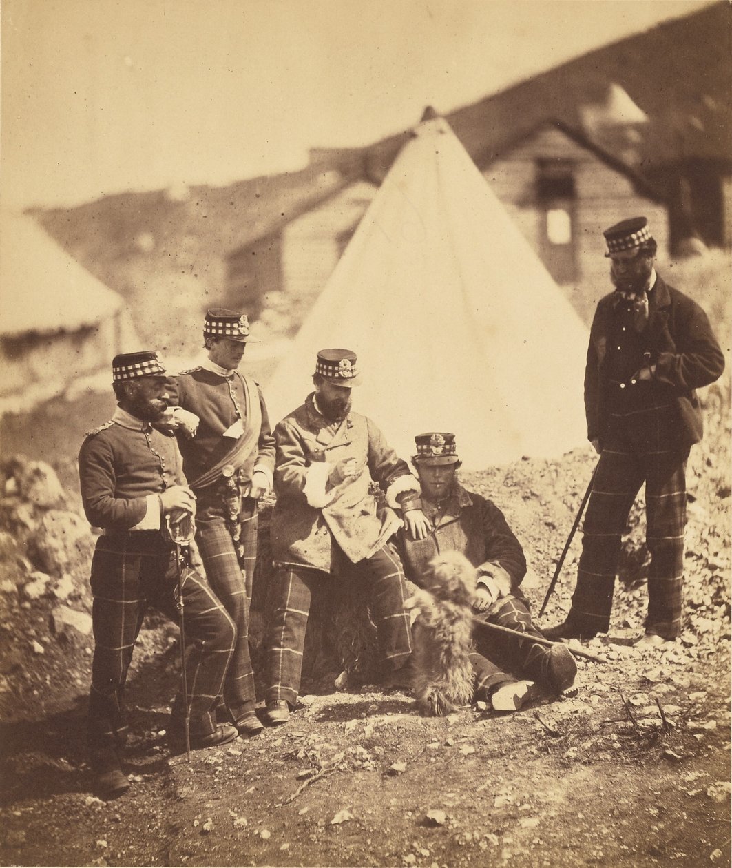 Oficerowie 71. pułku Highlanders autorstwa Roger Fenton