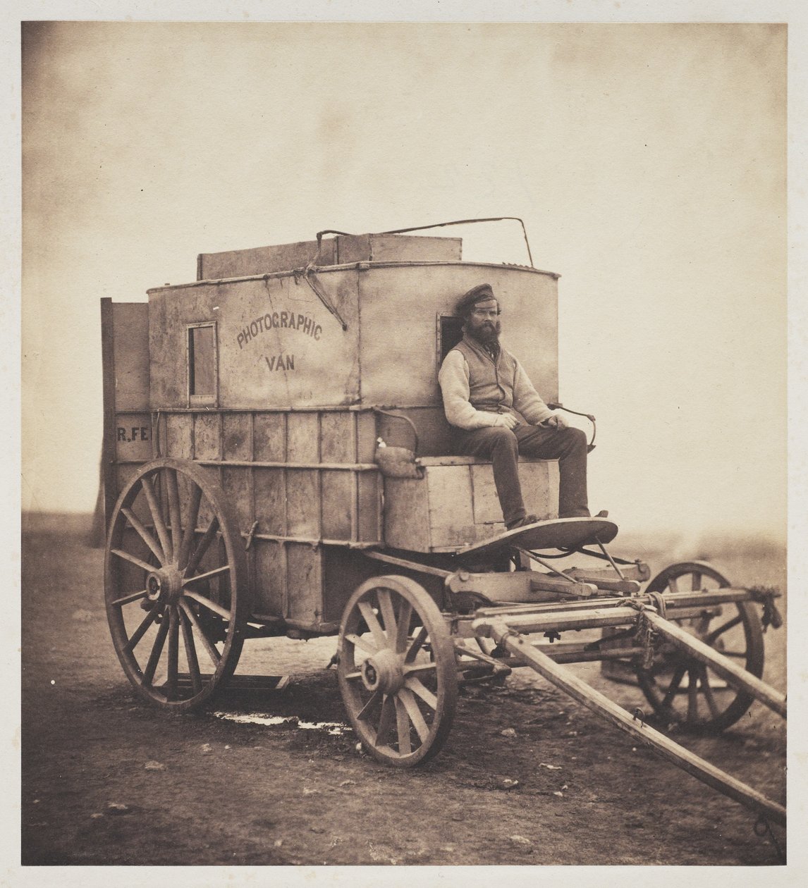 Van fotografa z Marcusem Sparlingiem na Krymie, 1855 autorstwa Roger Fenton