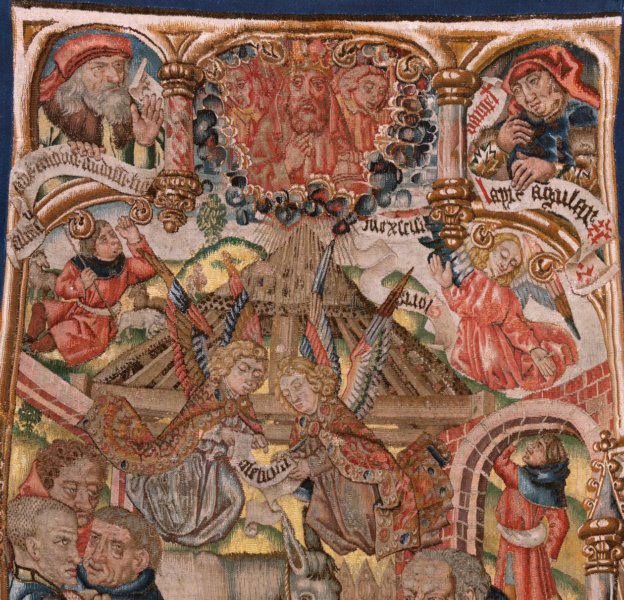 Flamandzki gobelin. Tryptyk narodzin Chrystusa (Tríptico del Nacimiento de Jesús). Modele od Rysownika z kręgu Rogiera van der Weydena. Produkcja południowej Holandii. Ca 1492. Tkanina Złoto, srebro, jedwab i wełna. autorstwa Rogier van der (circle of) Weyden