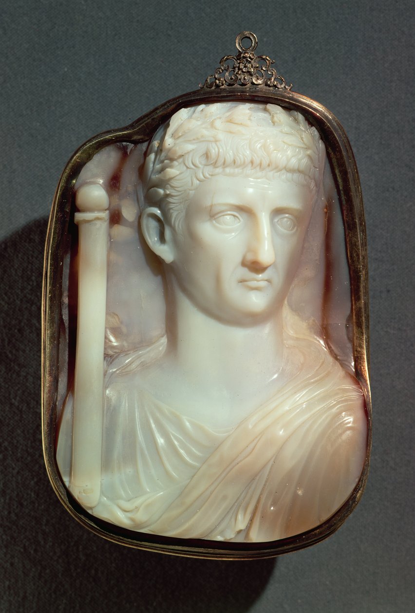 Kamea agatowa z portretem cesarza Klaudiusza (10 pne-54 ne), płaskorzeźbiona (agat) autorstwa Roman