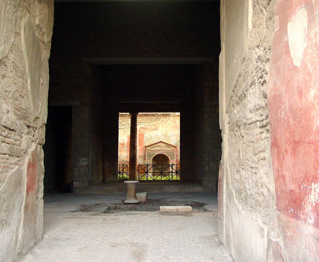 Wejście do domu autorstwa Roman