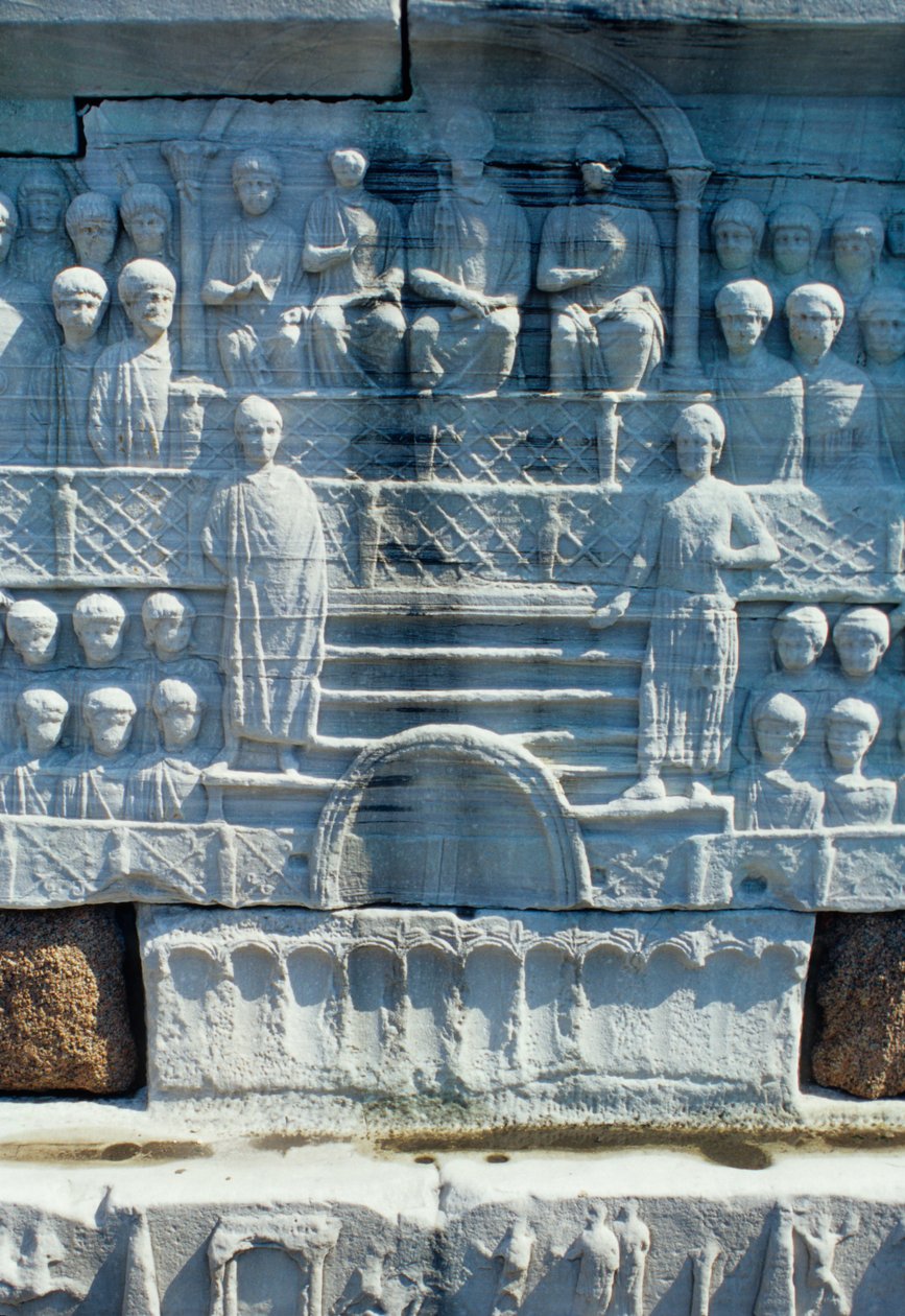 Relief na podstawie obelisku Teodozjusza I (347-395), znanego również jako obelisk Tuthmosisa III, z Karnaku (marmur) autorstwa Roman