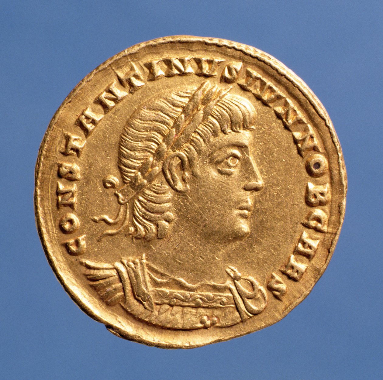 Solidus (awers) Konstantyna II Cezara w torsie (złoto) autorstwa Roman