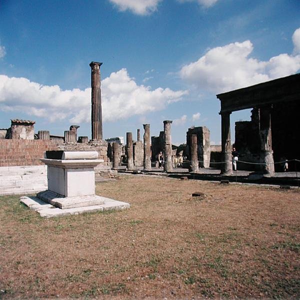Forum autorstwa Roman