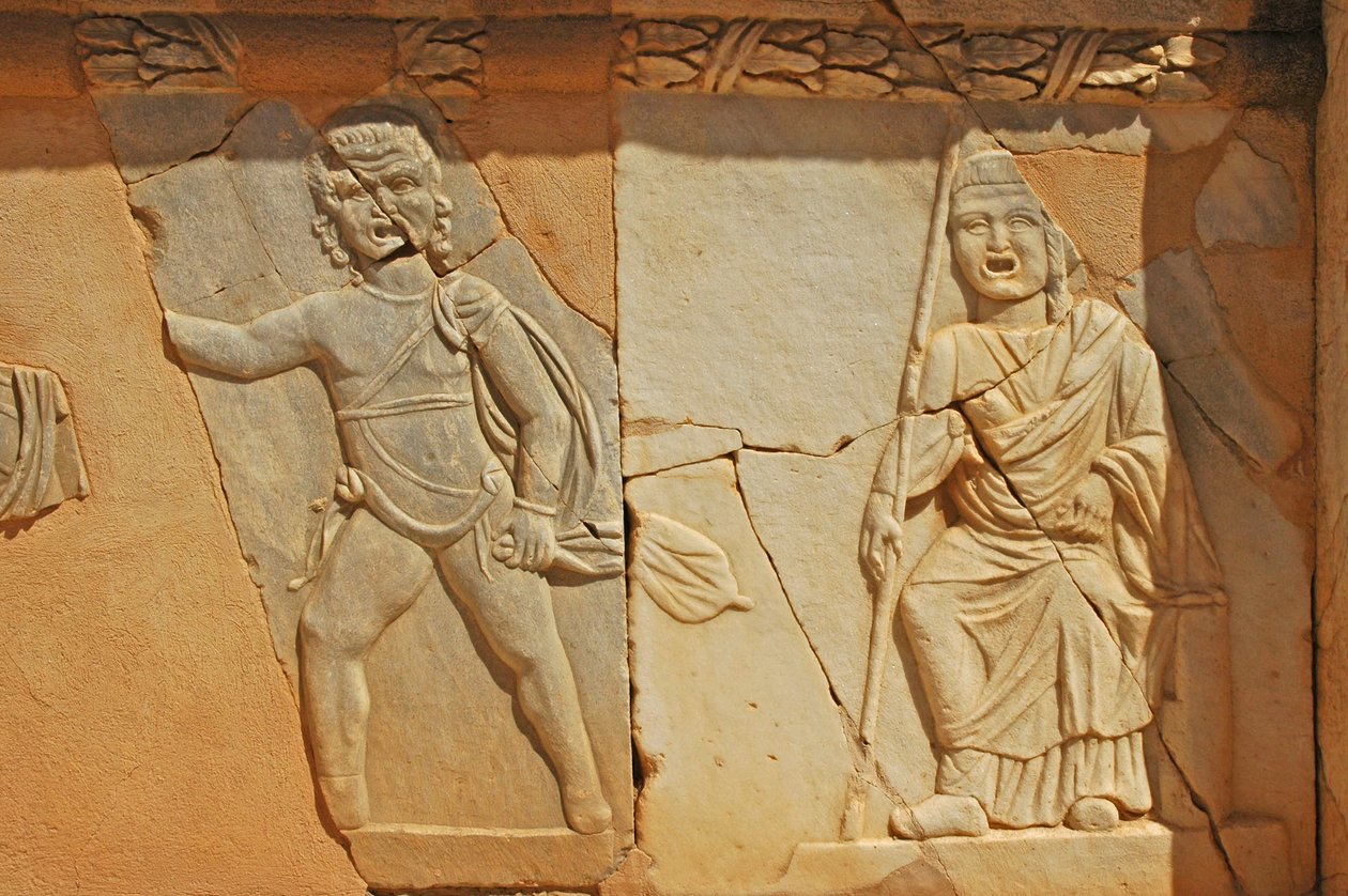 Płaskorzeźby na proscenium teatru rzymskiego, Sabratha, Libia, II wne autorstwa Roman