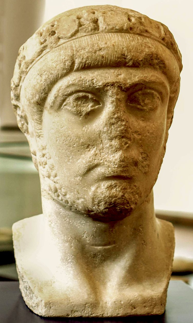 Popiersie cesarza Gracjana autorstwa Roman