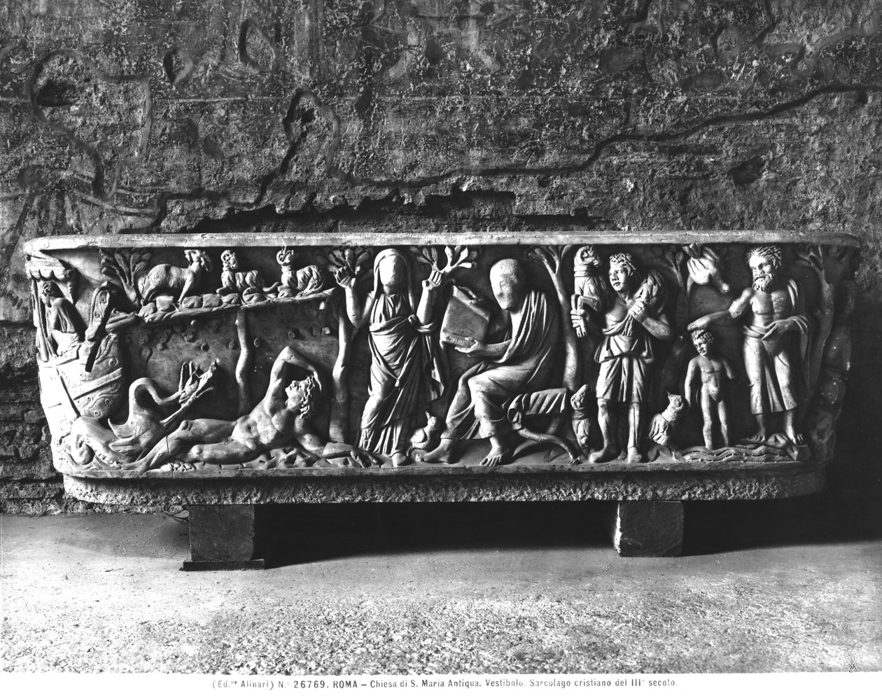 Sarkofag chrześcijański (marmur) autorstwa Roman