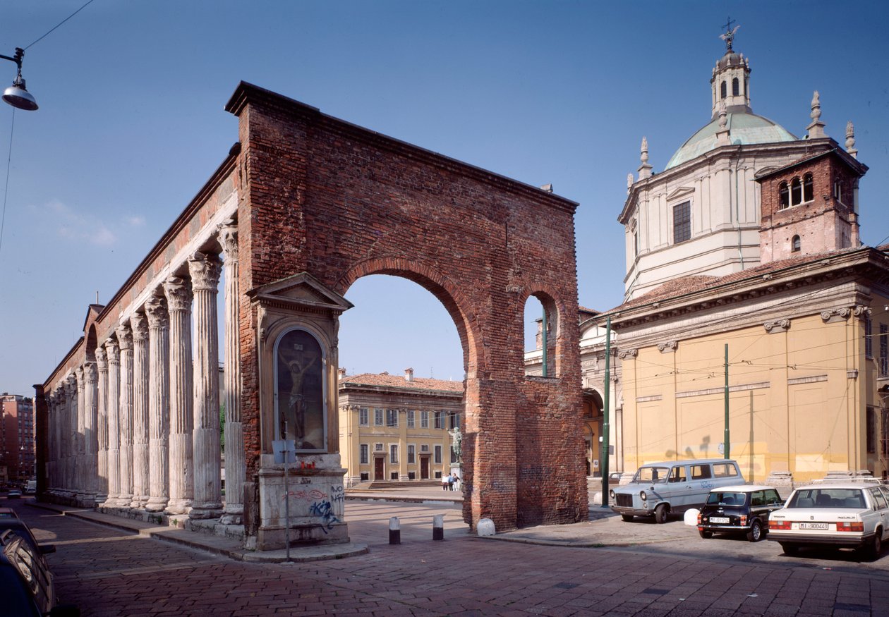 Kolumny św. Wawrzyńca, IV wiek autorstwa Roman